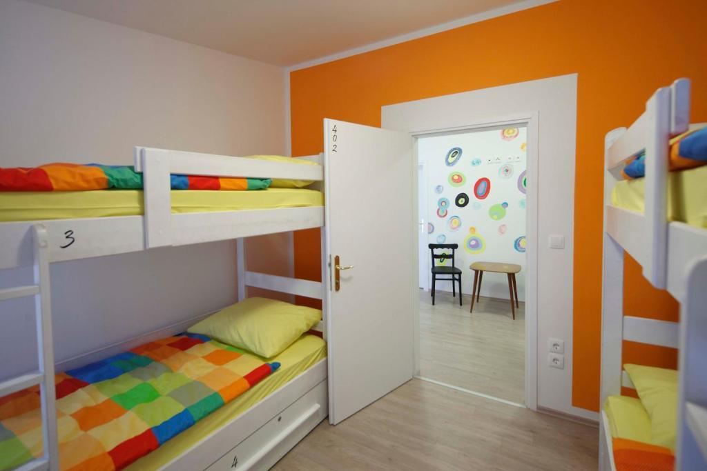 Pozitiv Hostel Zagreb Zimmer foto