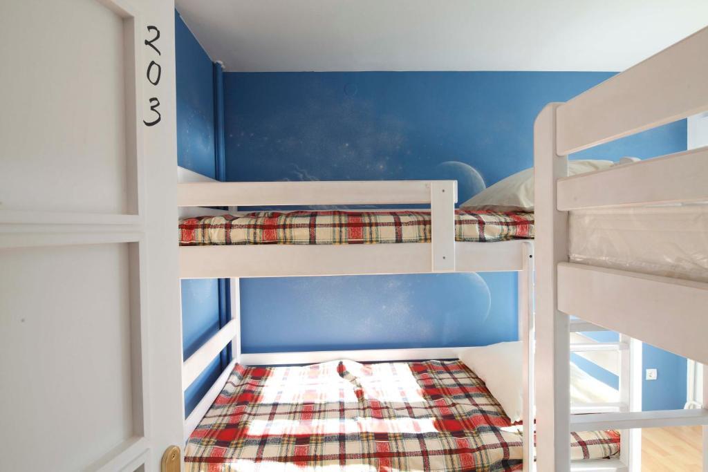 Pozitiv Hostel Zagreb Zimmer foto